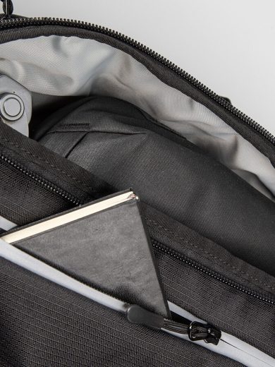 CANGURO ICON SLABTOWN SLINGBAG - BLACK